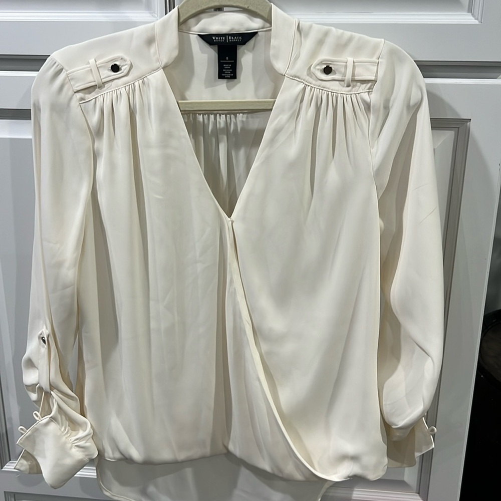 White House Black Market blouse size 8